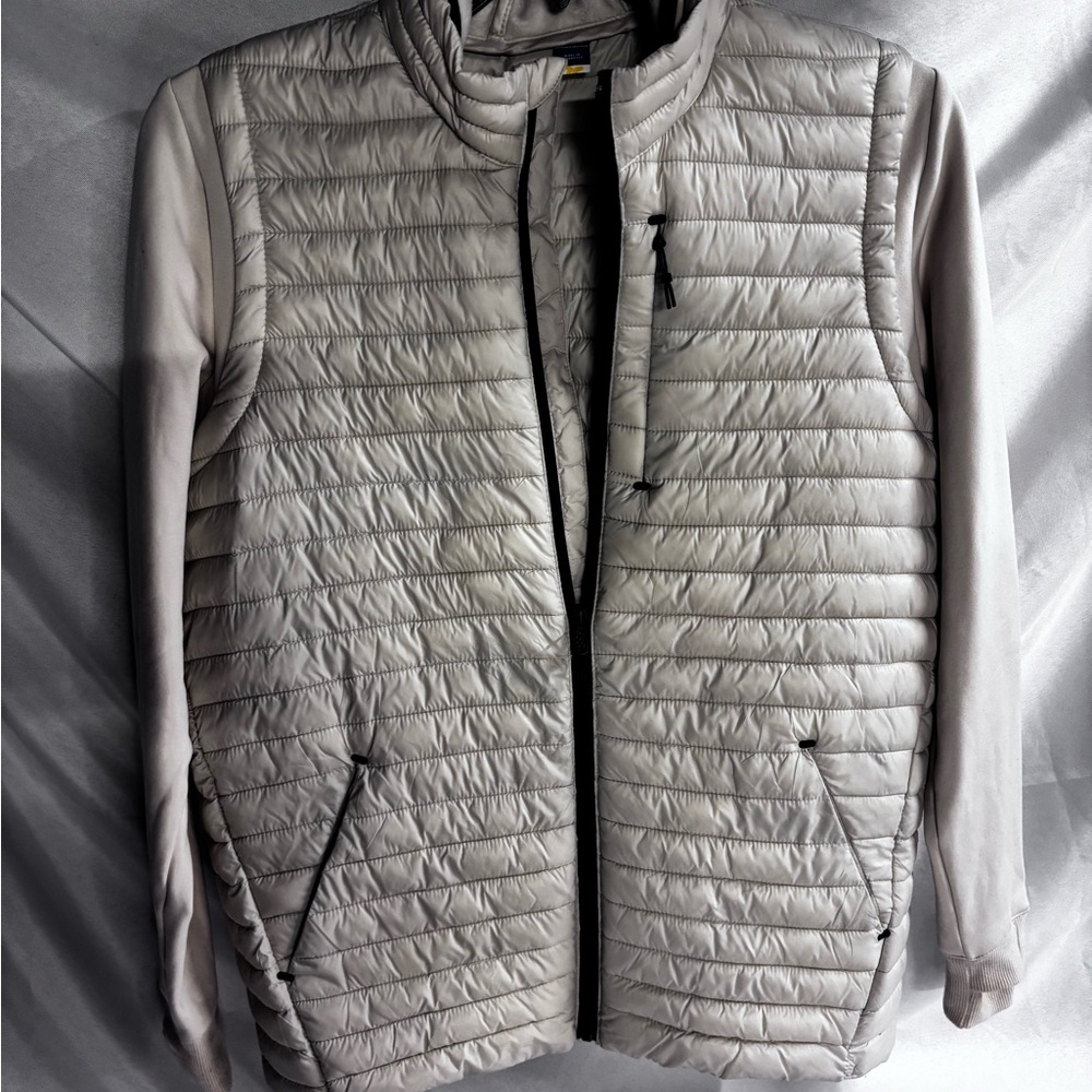 Women's Stylish Puffer Jacket - Light Gray‎